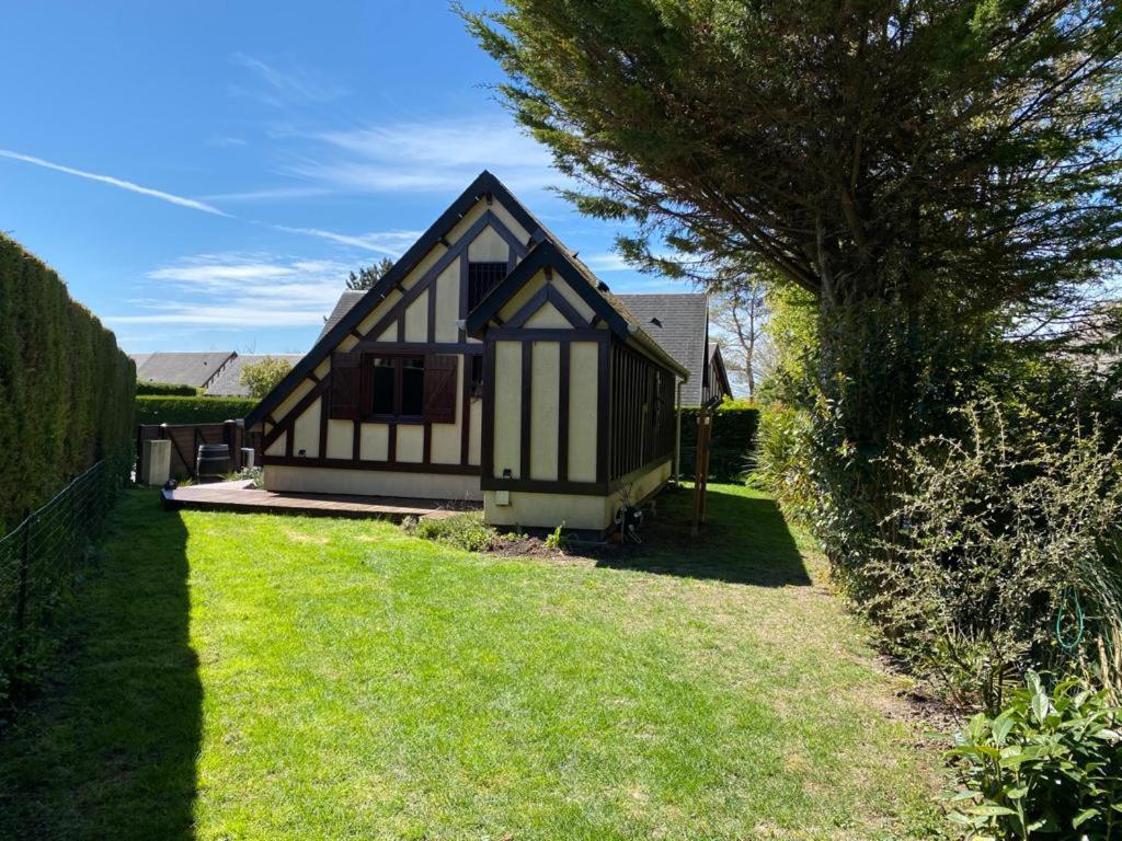 Le Chalet Normand Merville-Franceville-Plage Exterior photo